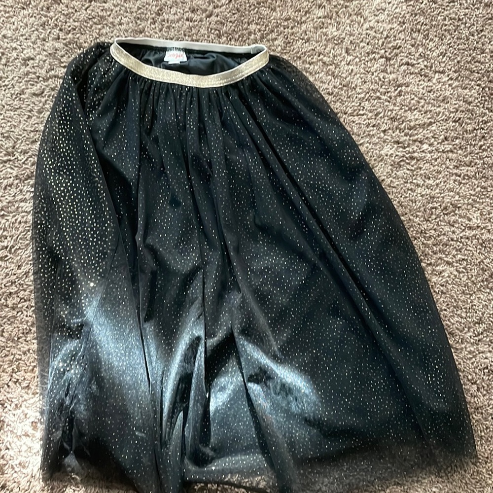 Cat & Jack black and gold shin-length skirt